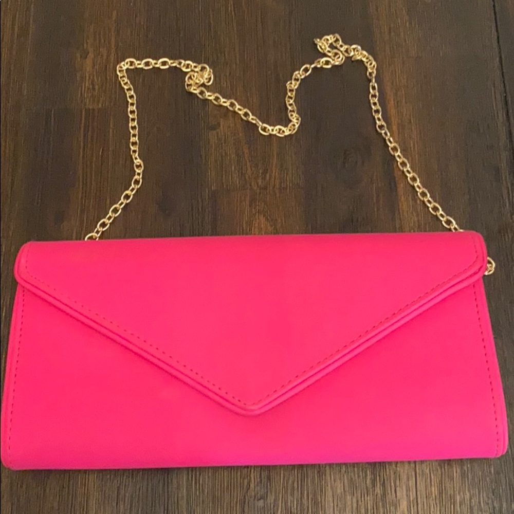 Aldo clutch